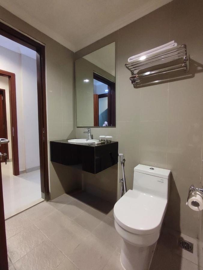 Le Semar Hotel Karawaci Dahung Bagian luar foto